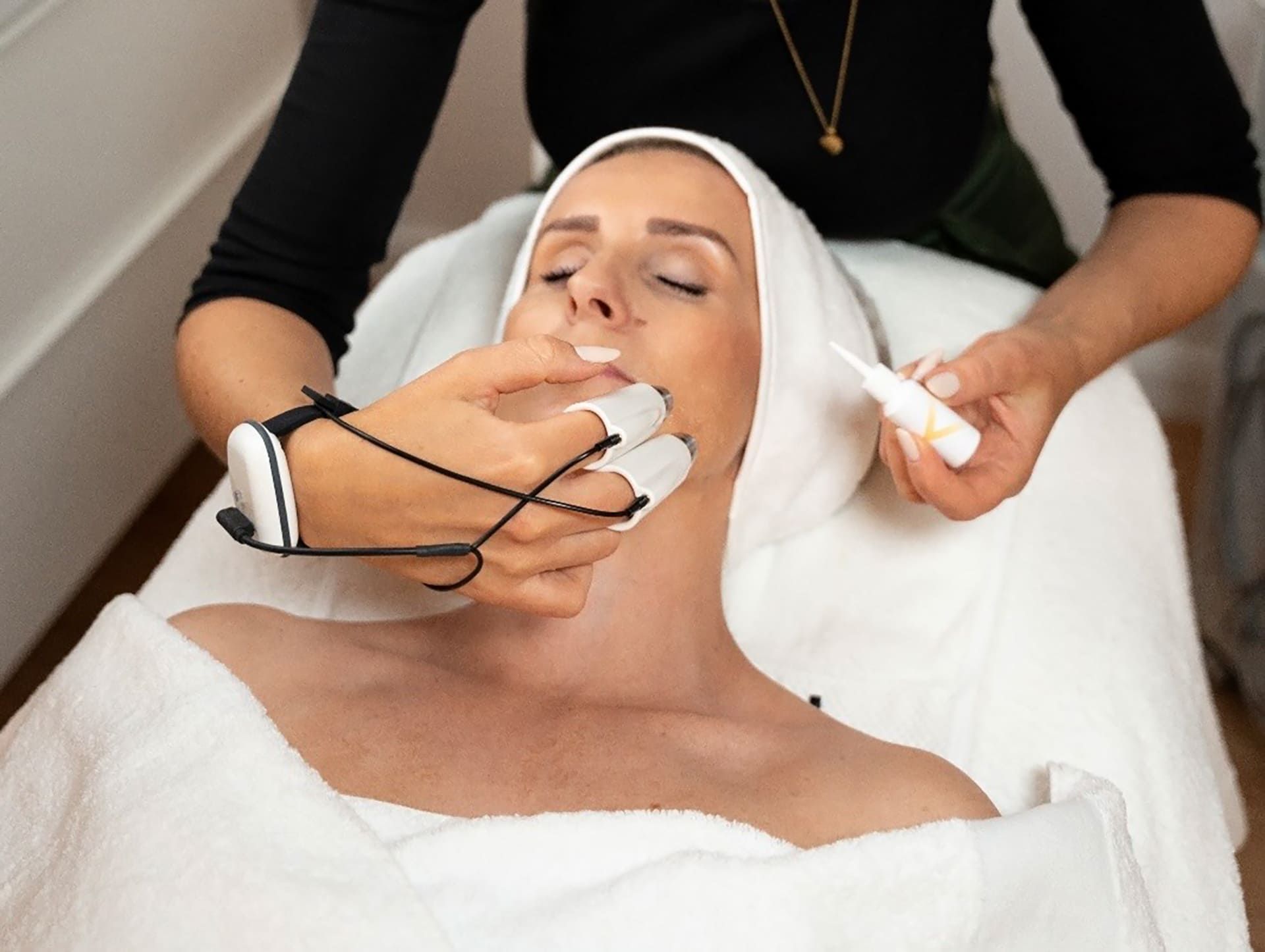 Gesichtsbehandlung bei Hautproblemen